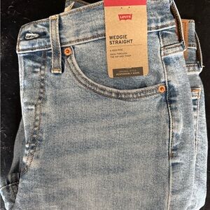 Levi's Wedgie Straight Jeans